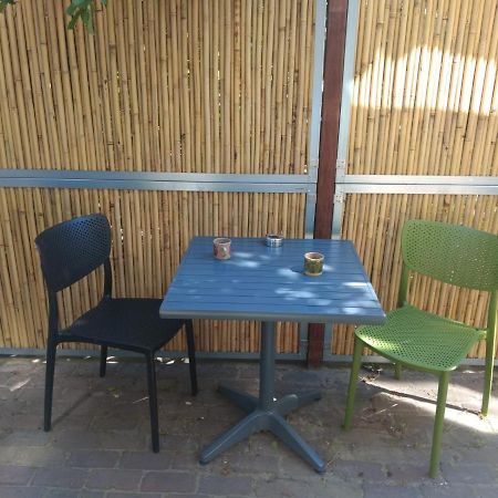 Huis Nummer 1 Eindhoven Exterior foto