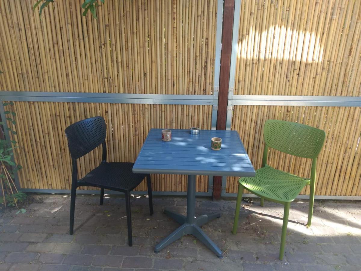 Huis Nummer 1 Eindhoven Exterior foto